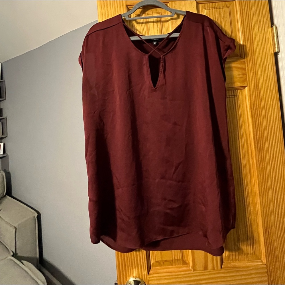 Express gramercy top- satin red